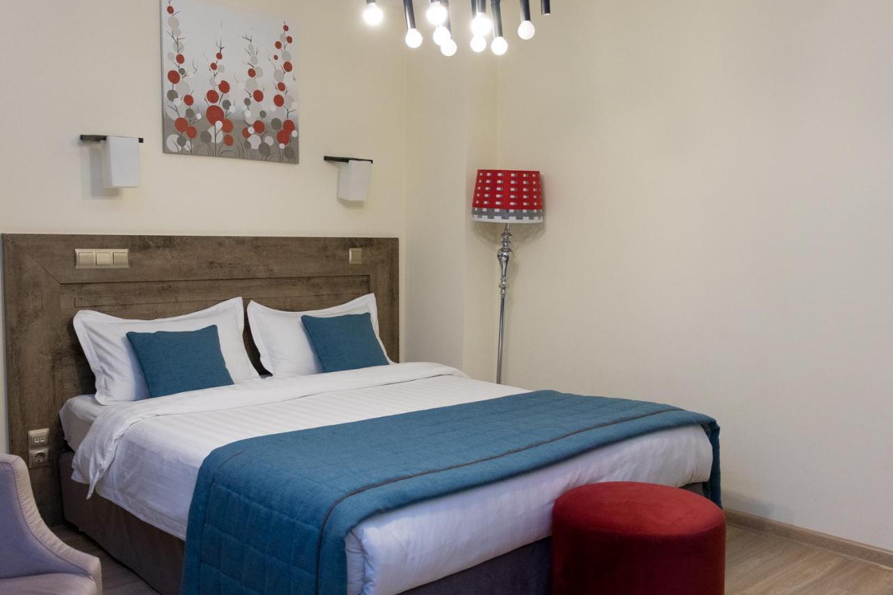 Grace Point Hotel 阿斯坦纳 外观 照片