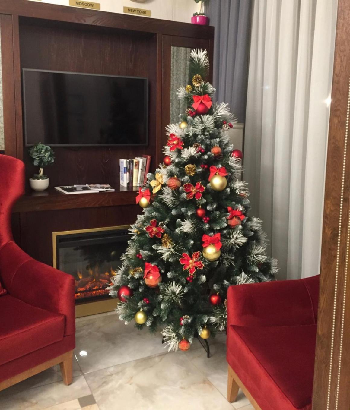 Grace Point Hotel 阿斯坦纳 外观 照片