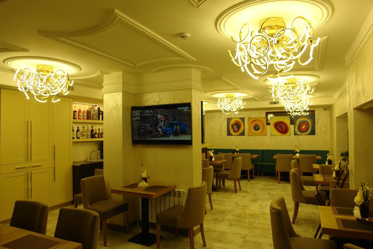 Grace Point Hotel 阿斯坦纳 外观 照片
